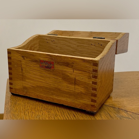 Antique Weis Monroe Michigan Fingerjointed Hinge Lidded Wooden Box - Picture 8 of 16